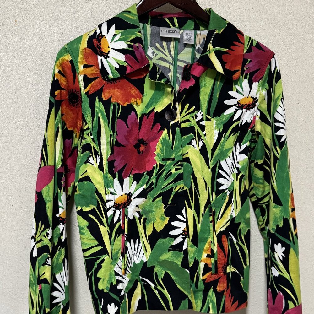 Chico's lightweight colorful jacket, size 0 (small 2-4), excellent condition